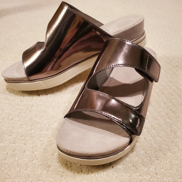 Eileen Fisher Shoes - New Eileen Fisher metallic slip on sandals